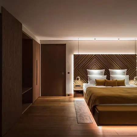 Beyond By Geisel Hotel